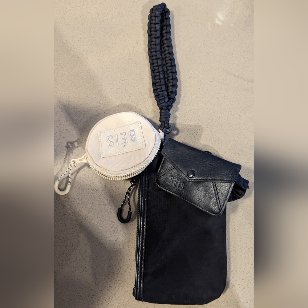 BEIS Sport Wristlet